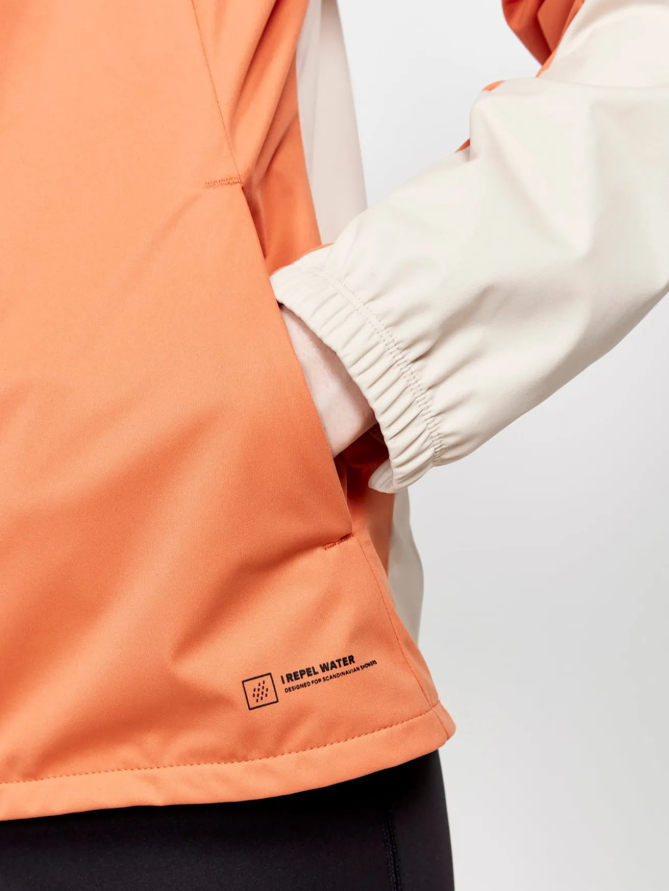ADV Essence Hydro Jacket W