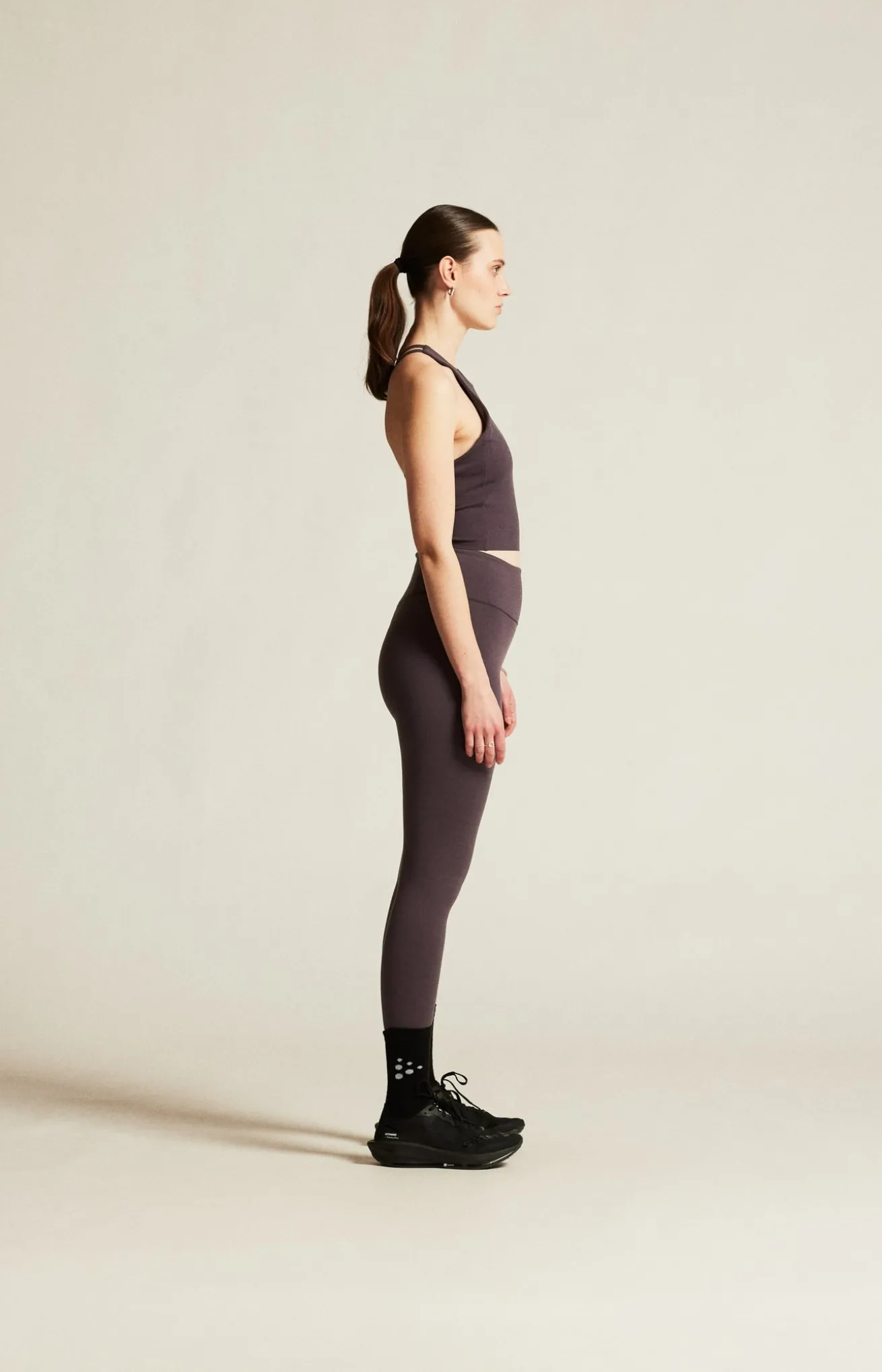 Collective Cropped Singlet W