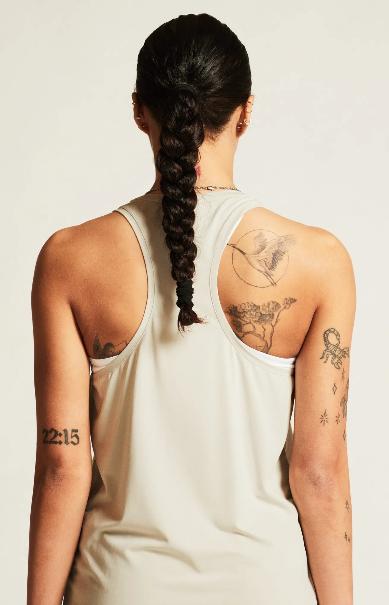 Collective Singlet W