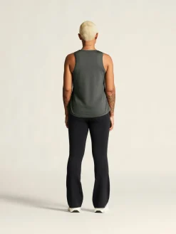 Collective Singlet W