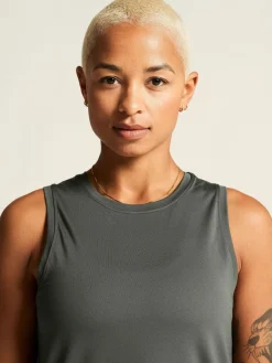 Collective Singlet W