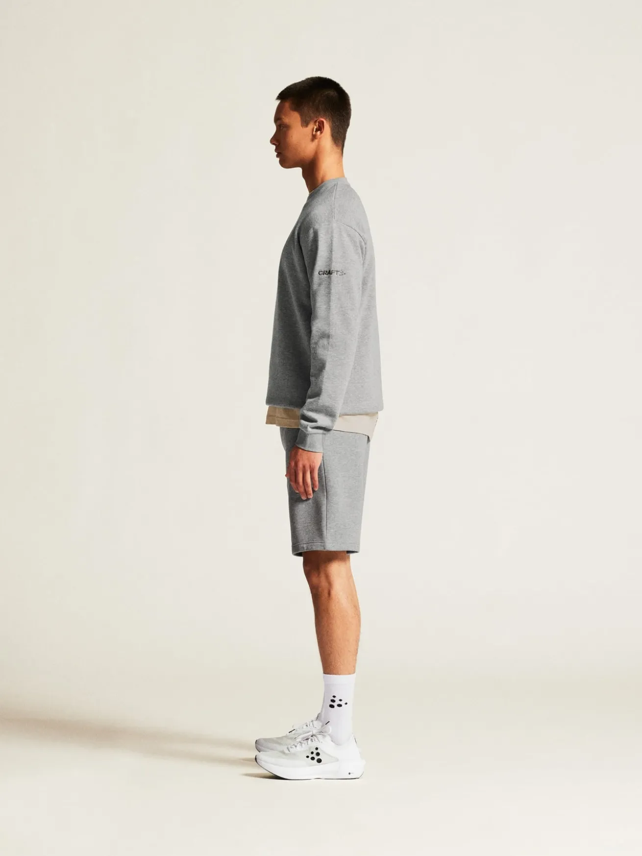 Community 2.0 R Neck M