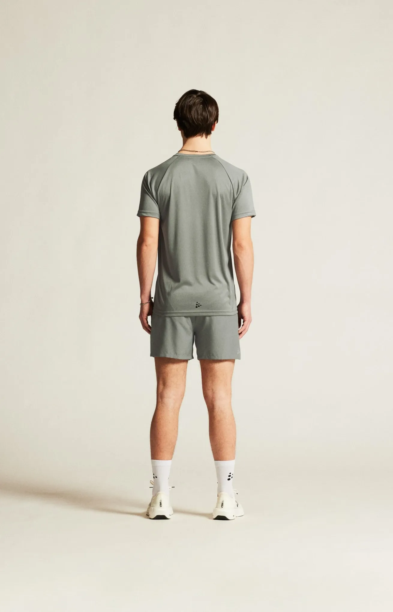 CORE Essence Shorts 2 M