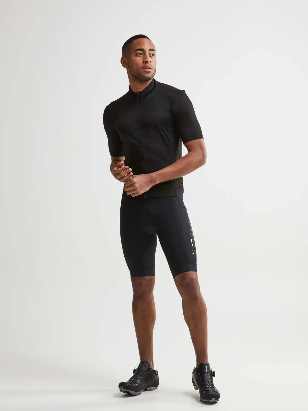 CORE Essence Shorts M