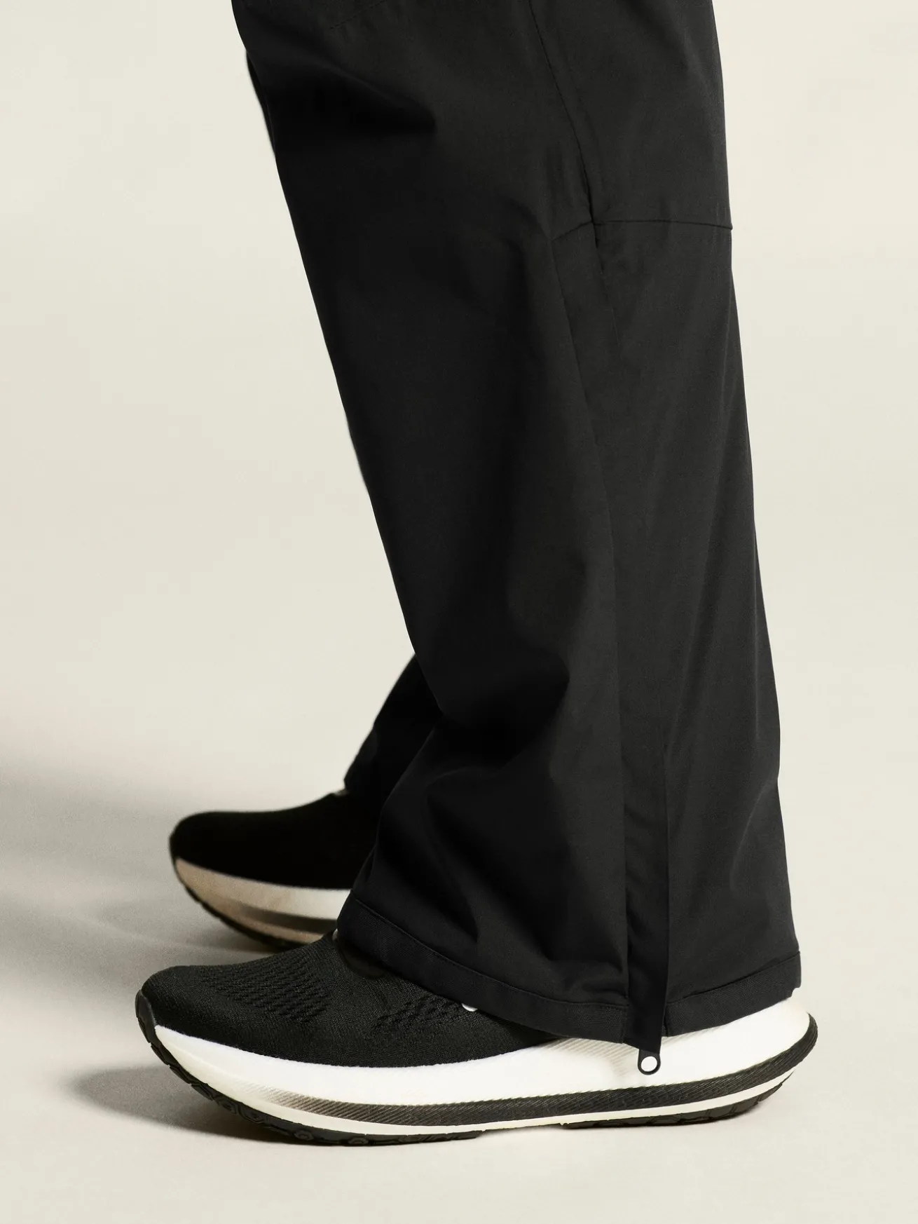 Explore Padded Pants M