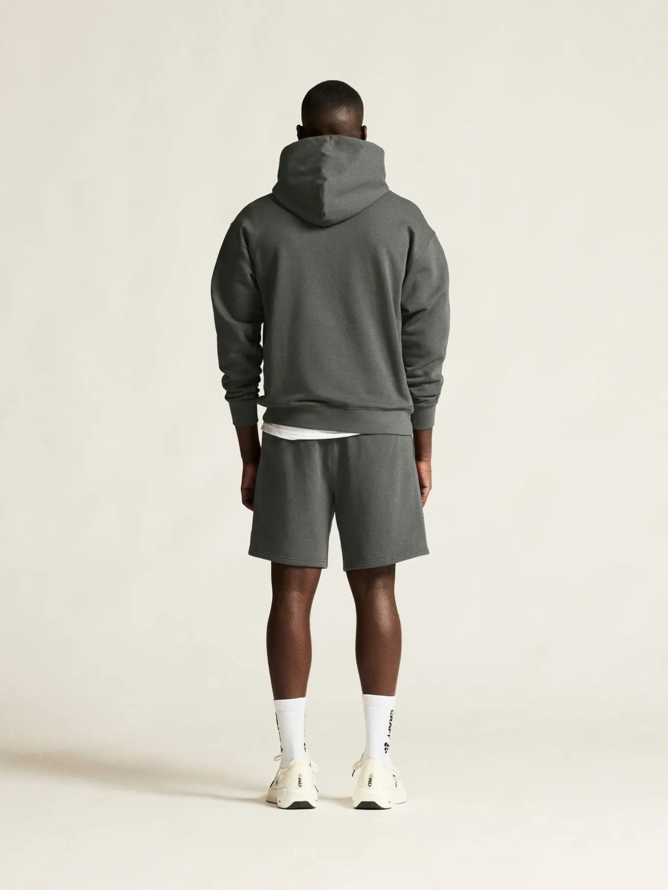 Frequent Hoodie M