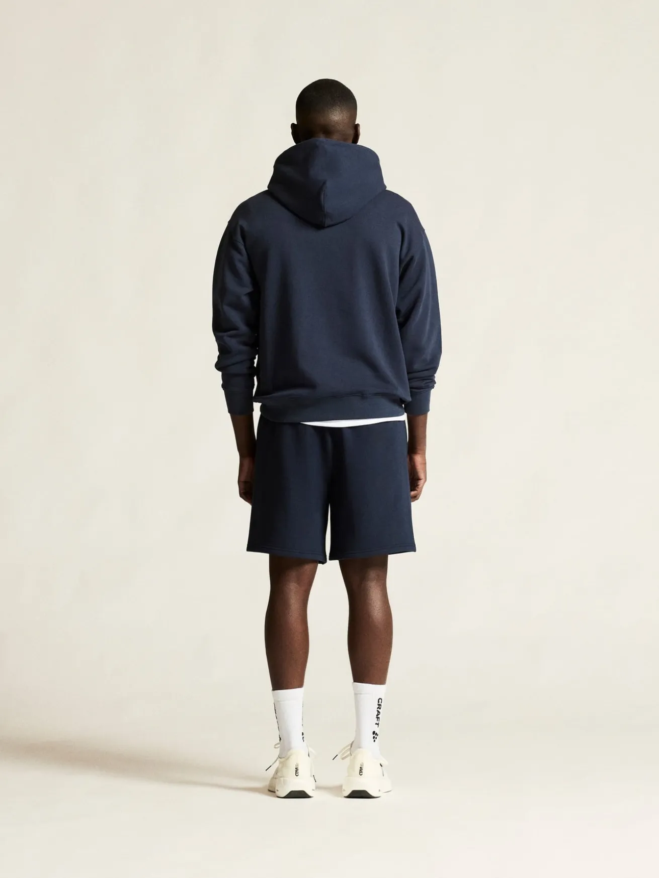 Frequent Hoodie M