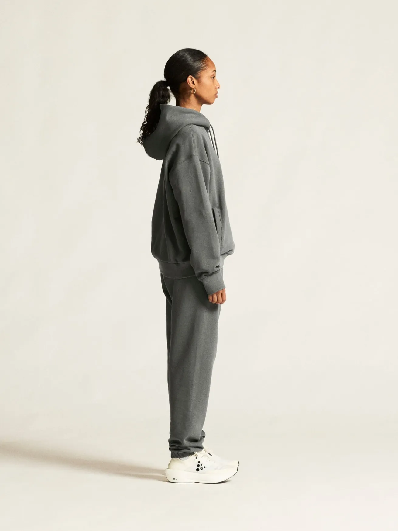 Frequent Hoodie W