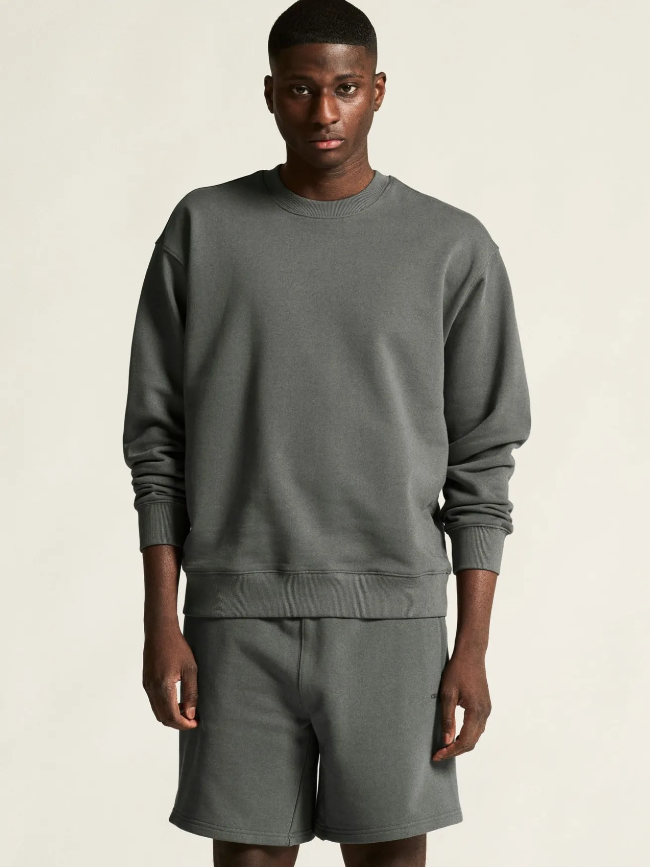 Frequent RN Sweatshirt M