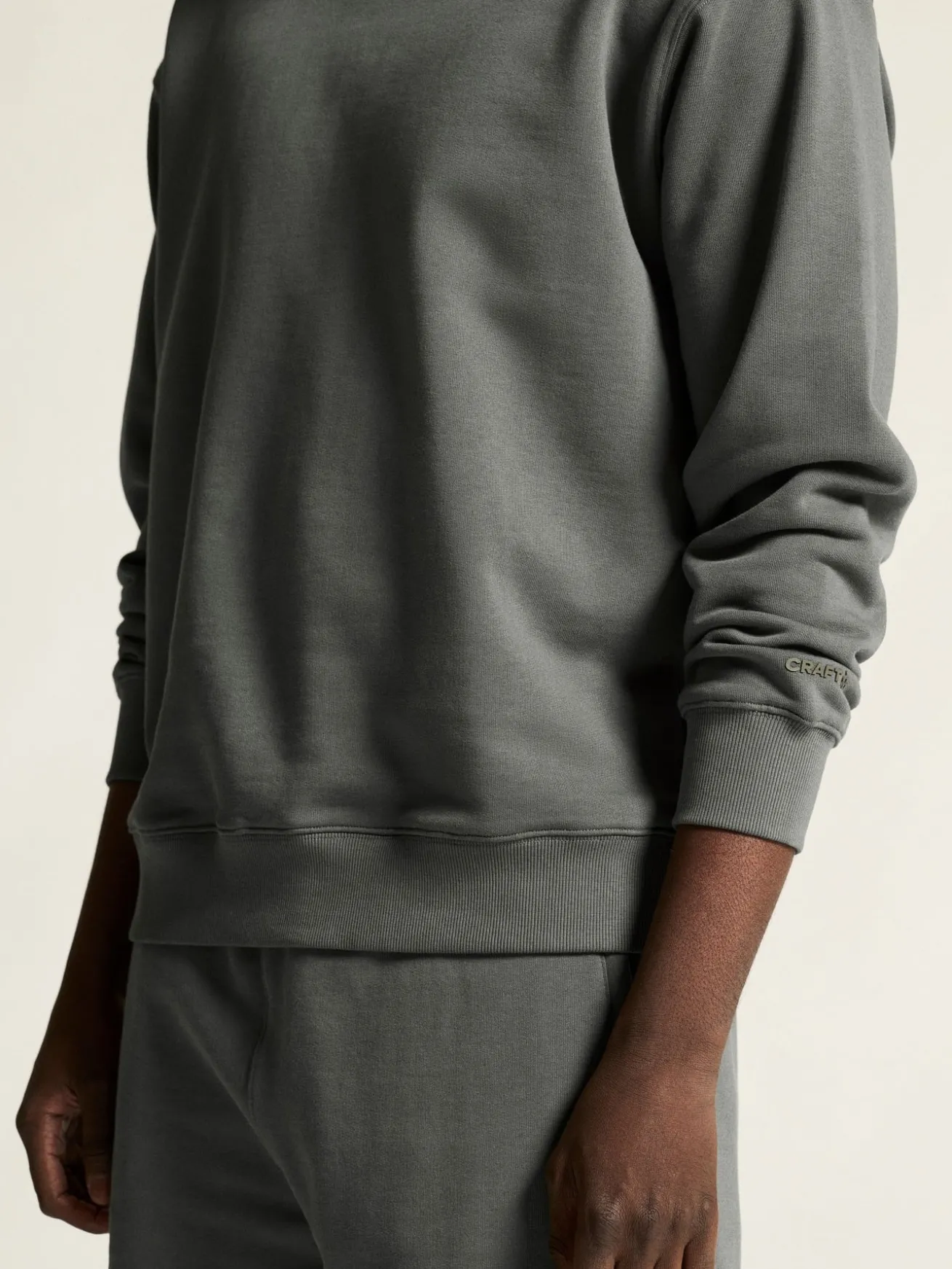 Frequent RN Sweatshirt M