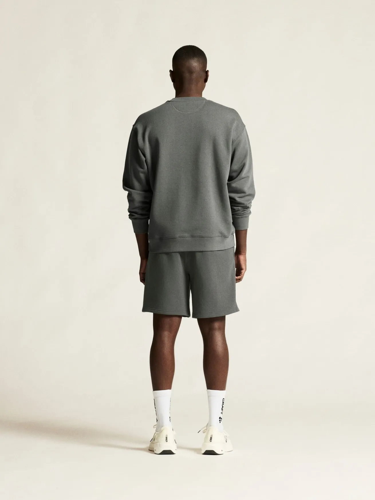 Frequent RN Sweatshirt M