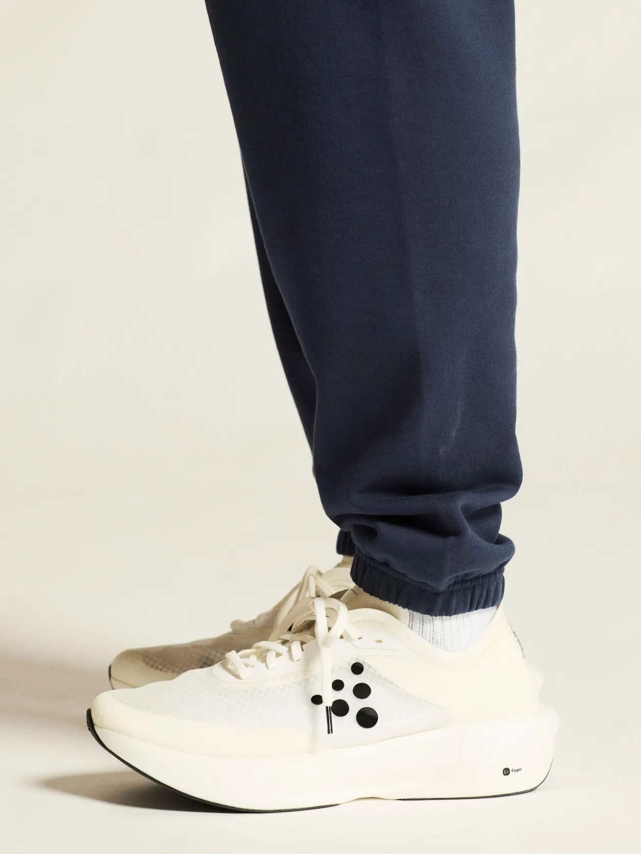 Frequent Sweatpants M