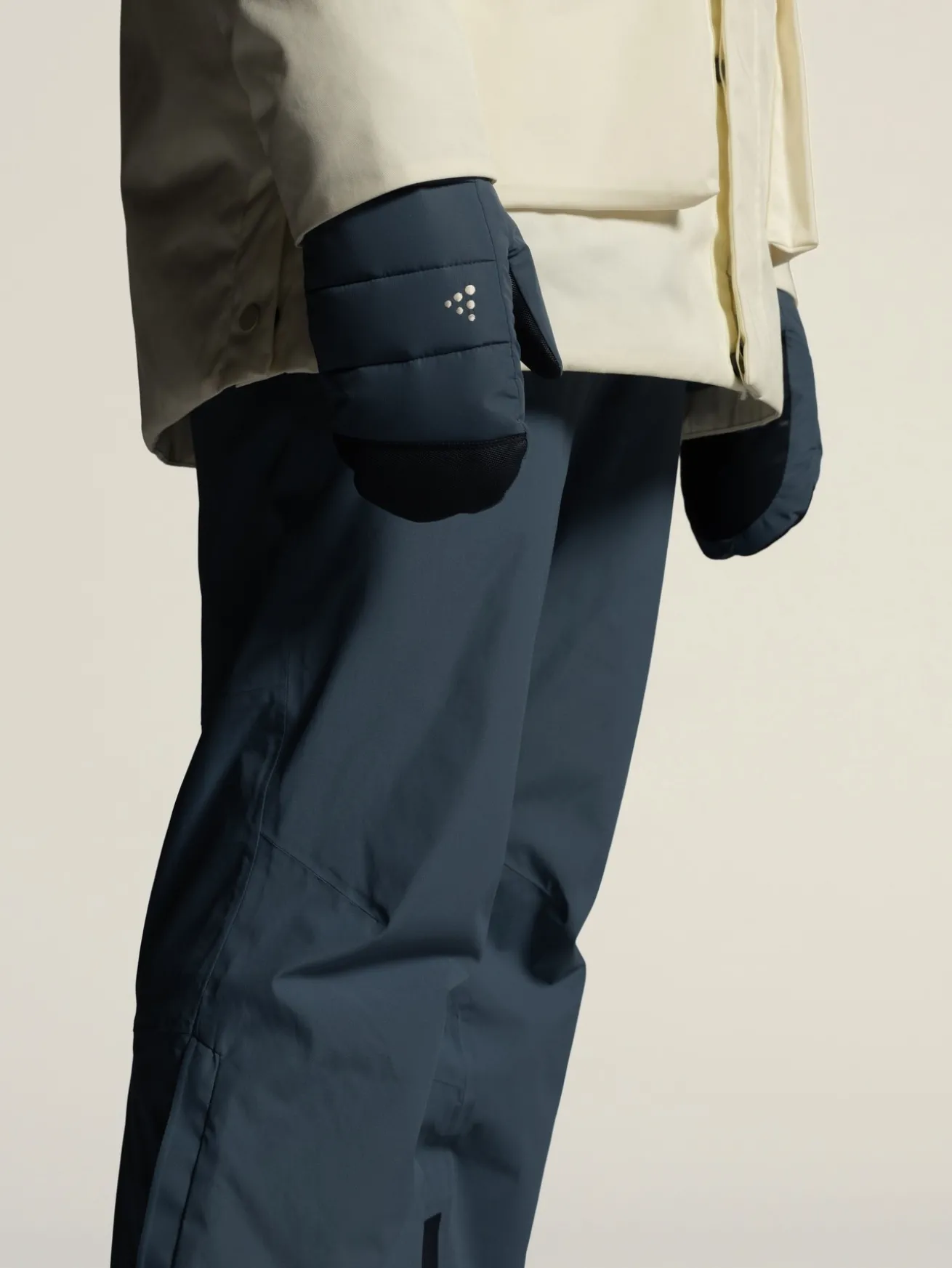 OL Norway Padded Mitten