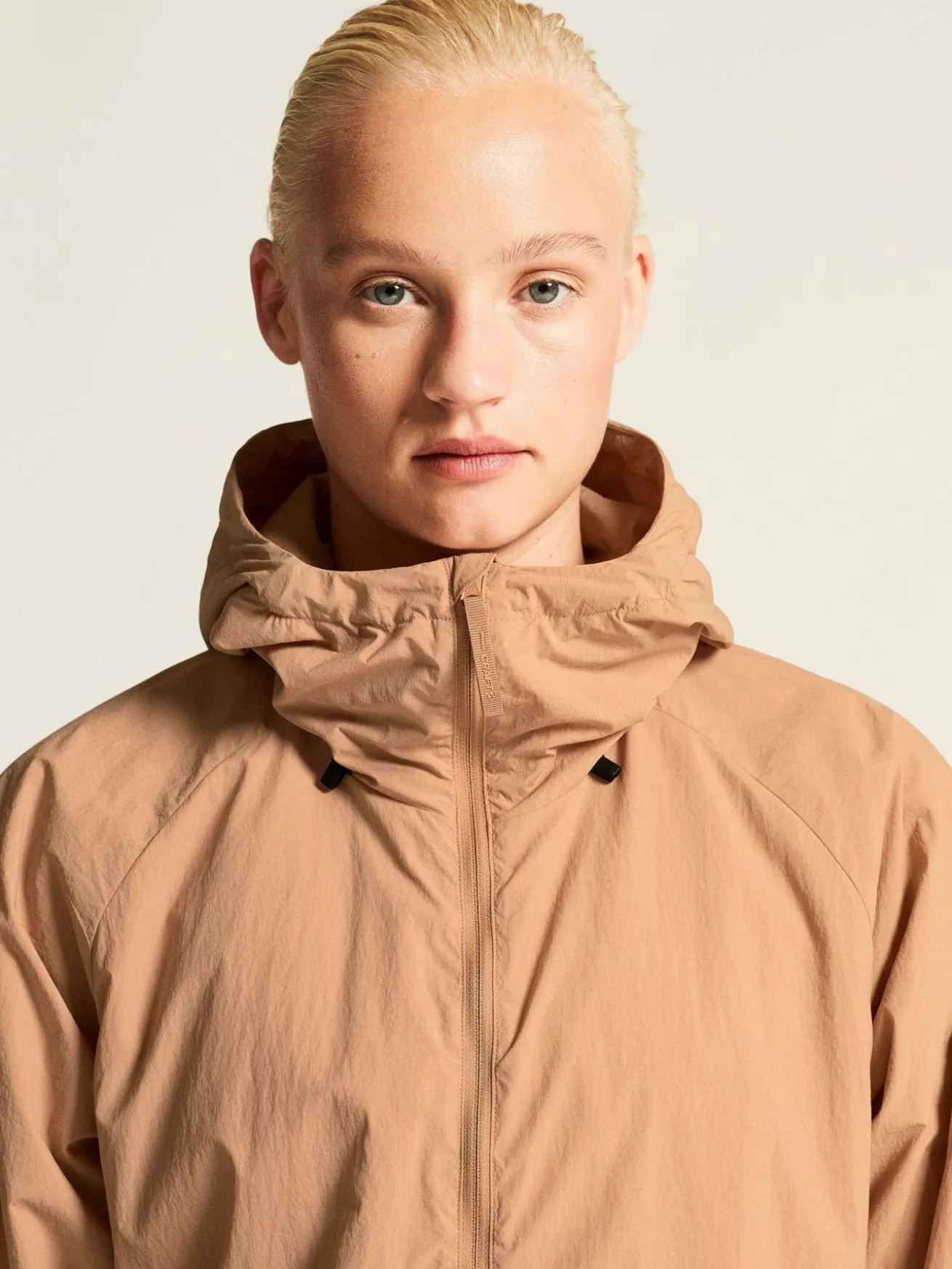 SubZ Warm Hood W